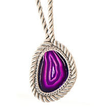 SURROUNDED PENDANT NECKLACE