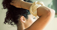 GOLD-LEAFED ROPE CUFF