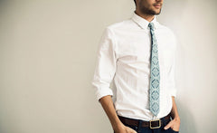 PRINTED CHAMBRAY TIE