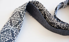 PRINTED CHAMBRAY TIE