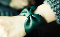 NIGHT SHADE LEATHER BOW CUFF