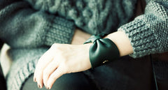 NIGHT SHADE LEATHER BOW CUFF