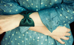 NIGHT SHADE LEATHER BOW CUFF