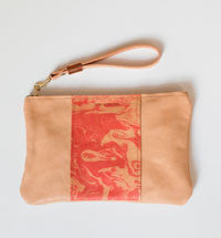 RED MARBLE CUARZO CLUTCH