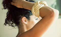 GOLD-LEAFED ROPE CUFF