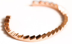 ROSE MINI ZIGZAG CUFF