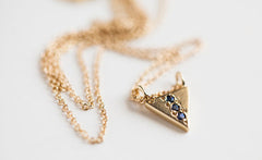 SAPPHIRE LUCKY NUMBER 3 NECKLACE