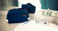 TOILETRY KIT