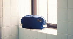 TOILETRY KIT