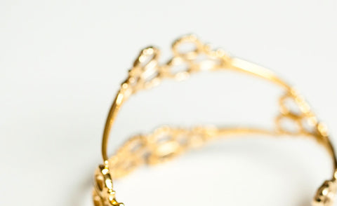 VICTORIAN GOVERNESS CUFF