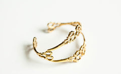 VICTORIAN GOVERNESS CUFF