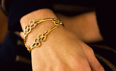 VICTORIAN GOVERNESS CUFF