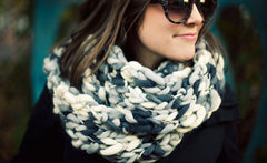 WAWA CIRCLE SCARF
